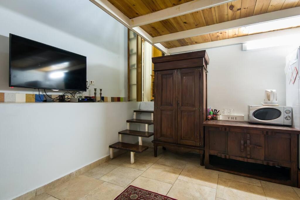 Ahuzat Shaul - Apartment Хадера Екстер'єр фото