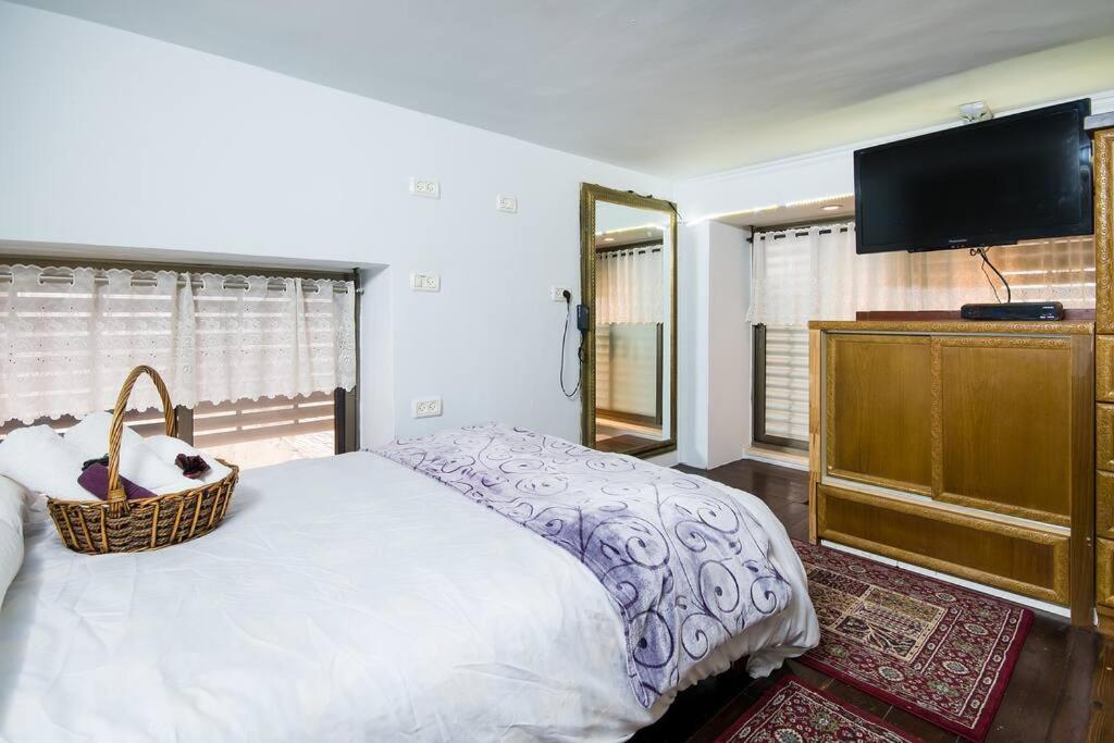 Ahuzat Shaul - Apartment Хадера Екстер'єр фото